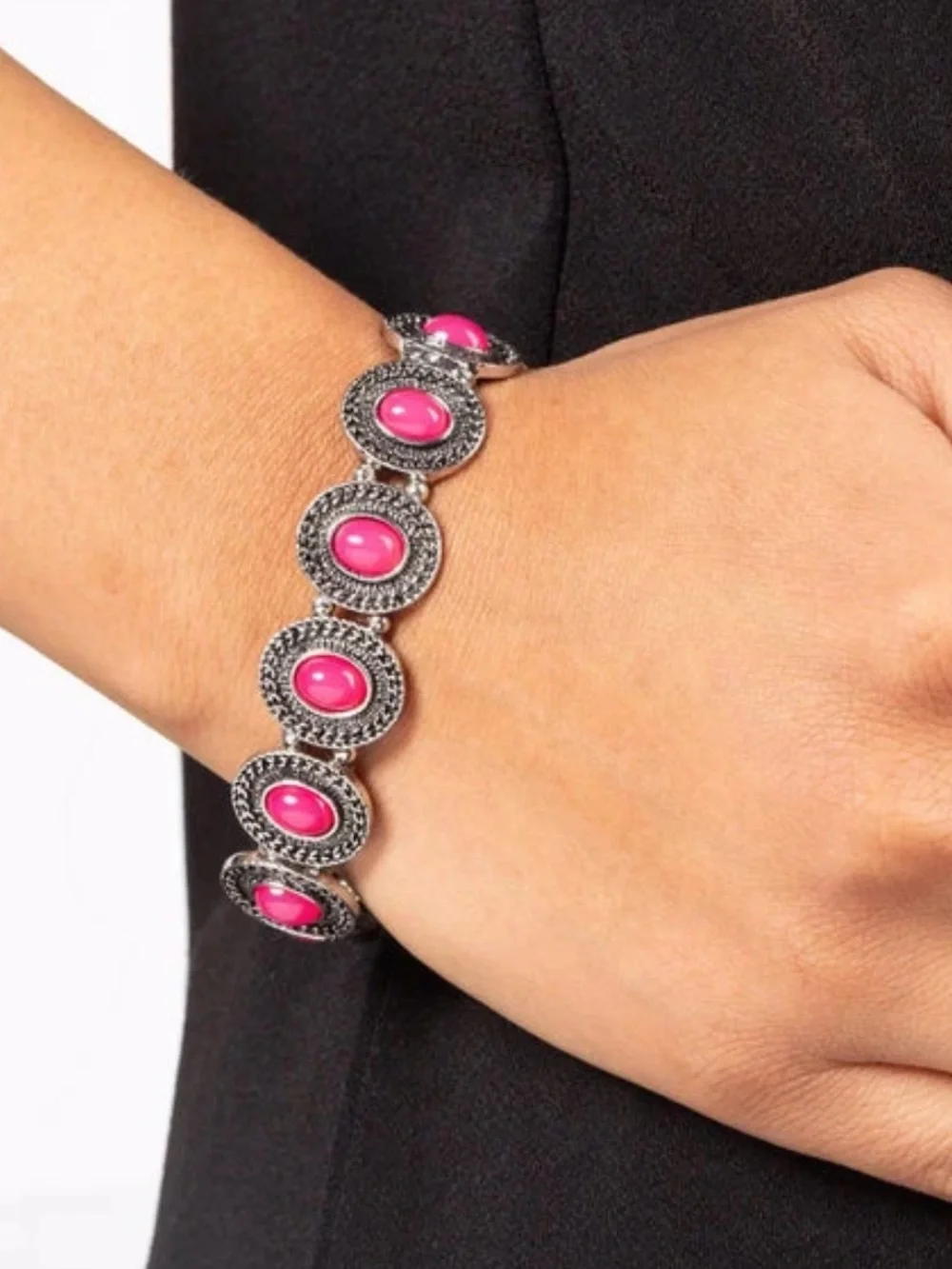 New! Dainty Delight Pink Silver-Tone Stretch Bracelet Jewelry Boho Western